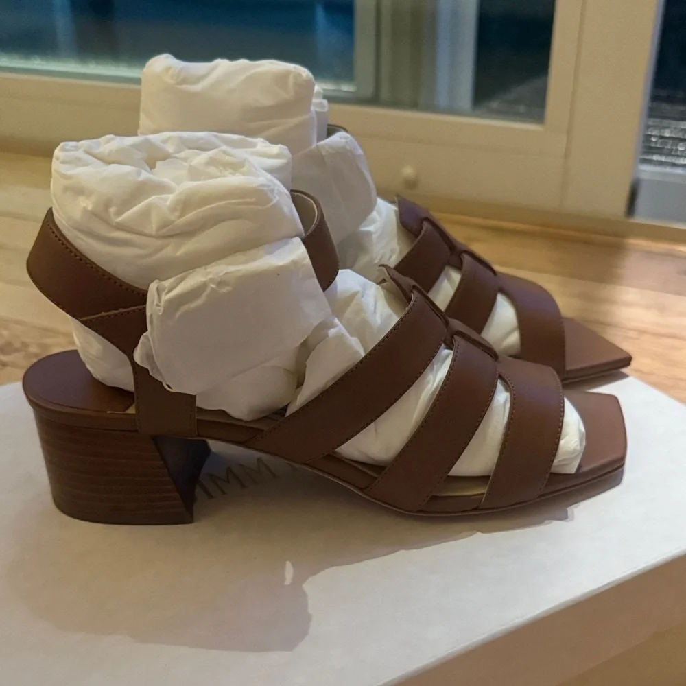 NWT Jimmy Choo Leni City Sandal 45 Tan Leather Sandals Tan - size 35